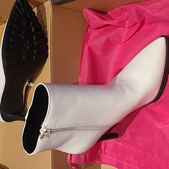 White high heel booties - Picture 3 of 6